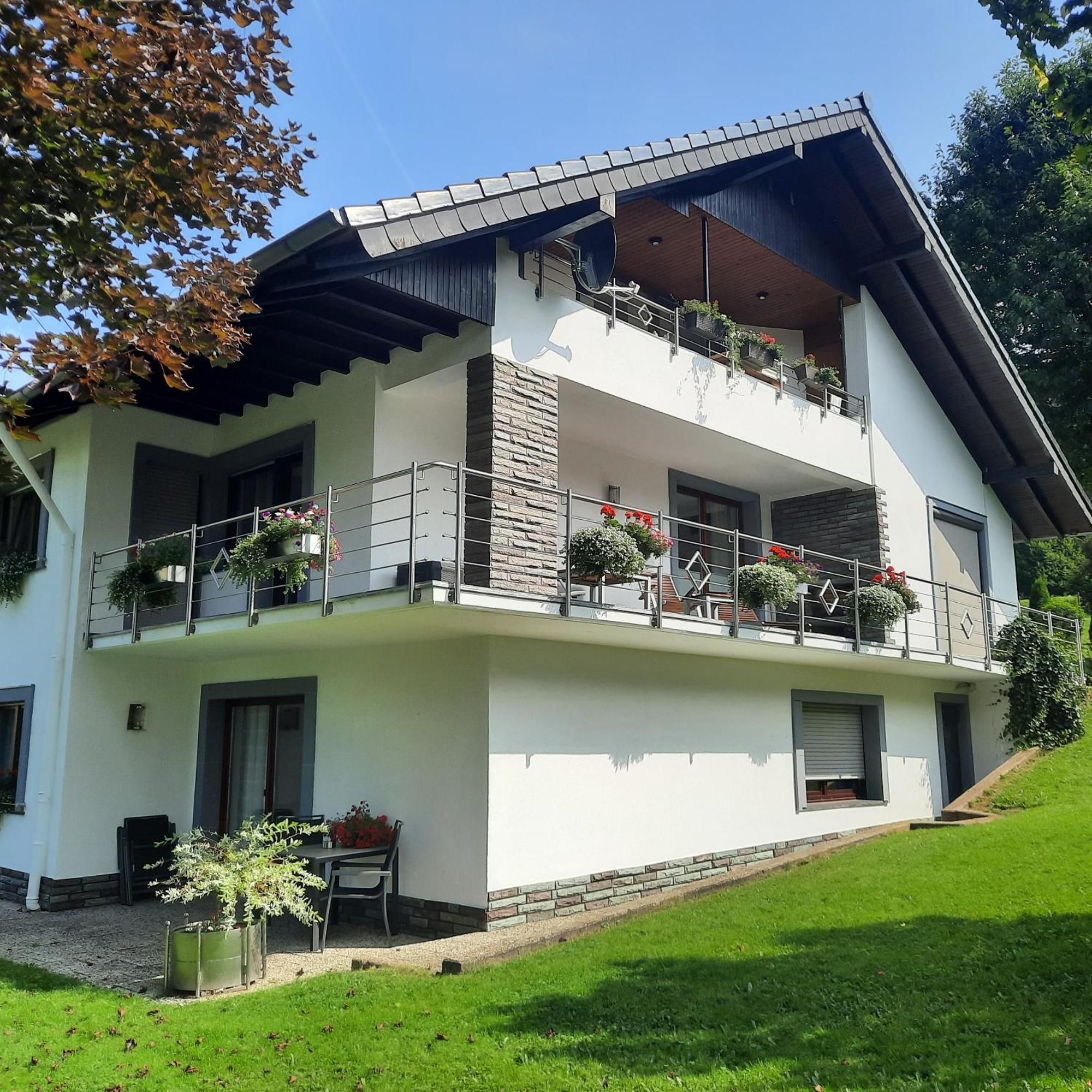 Ferienwohnung Iris Schumacher Simmerath Exterior foto